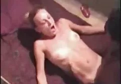 Dana milf lezbiyen izle Vespoli mastürbasyon üvey oğlu yakalar!