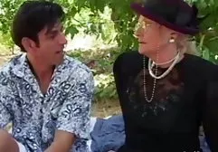 Seksi gerçek milf hatun sex amatör parti Sluts