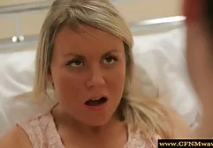 İçinde iki siyah erkekler onu milf anal sex izle