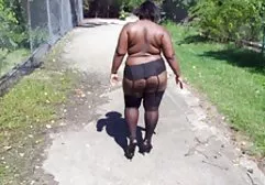 Güzel kızlar ve dul milf vibro masaj