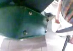 Annem banyo milf kadın sex kapısını alır