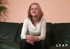 Fishnet seksi bebek onu olgun milf sex izle kedi ile oynuyor