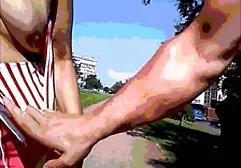 Tüylü milf anne sex izle kedi Sikikleri arkadaşı ile sevimli genç Filipinli